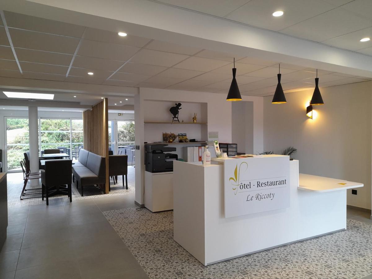 Hotel Le Riccoty Blyes ภายนอก รูปภาพ